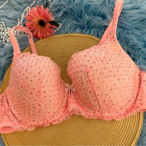 Victoria's Secret Body By Victoria Pink Lace Underwire Bra 38D